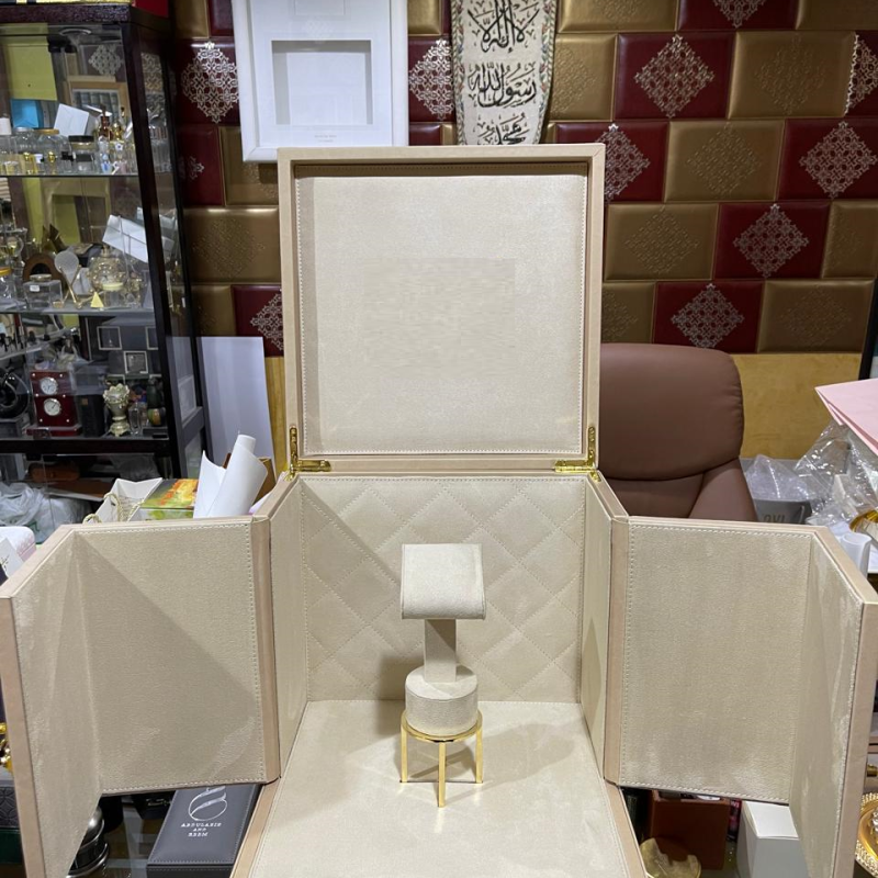 GASSANS JEWELRY LUXURY BOX